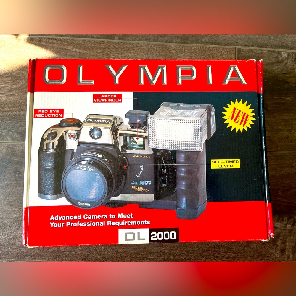 Vintage Olympia DL2000 with carry bag